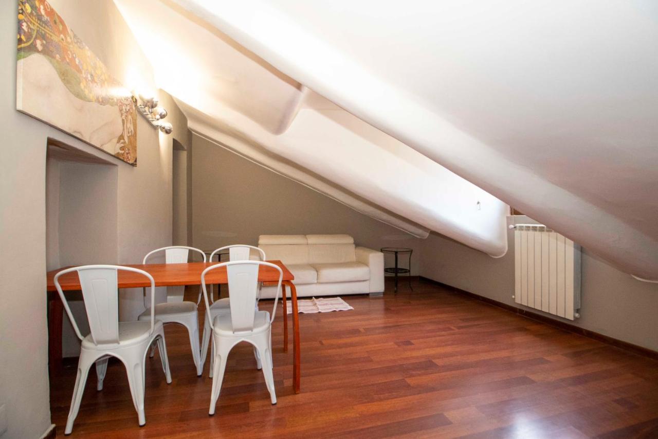 San Salvario Apt With Balcony Turin Exterior photo