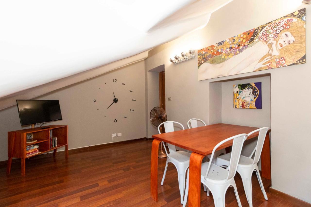 San Salvario Apt With Balcony Turin Exterior photo