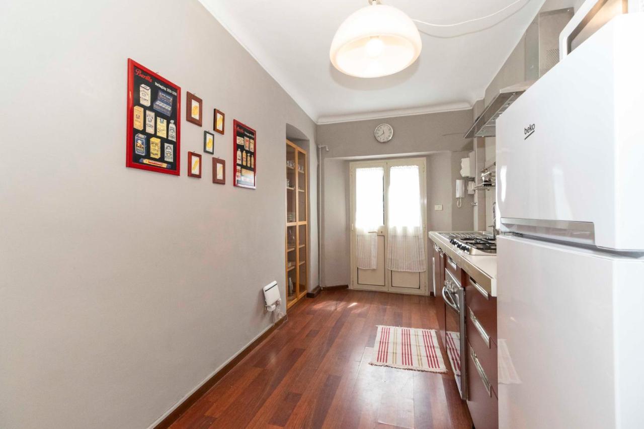 San Salvario Apt With Balcony Turin Exterior photo